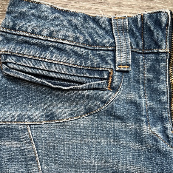 NWOT American Eagle Blue Denim Mini Skirt Size 6 - Picture 3 of 7